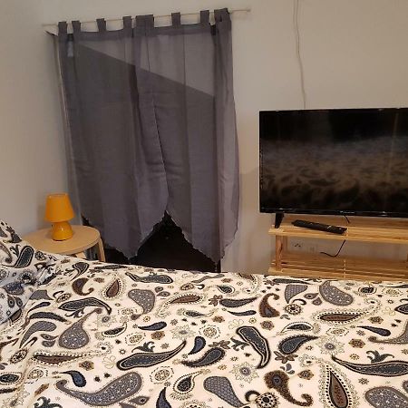 Studio Equipe Centre Ville Apartment Le Creusot Bagian luar foto