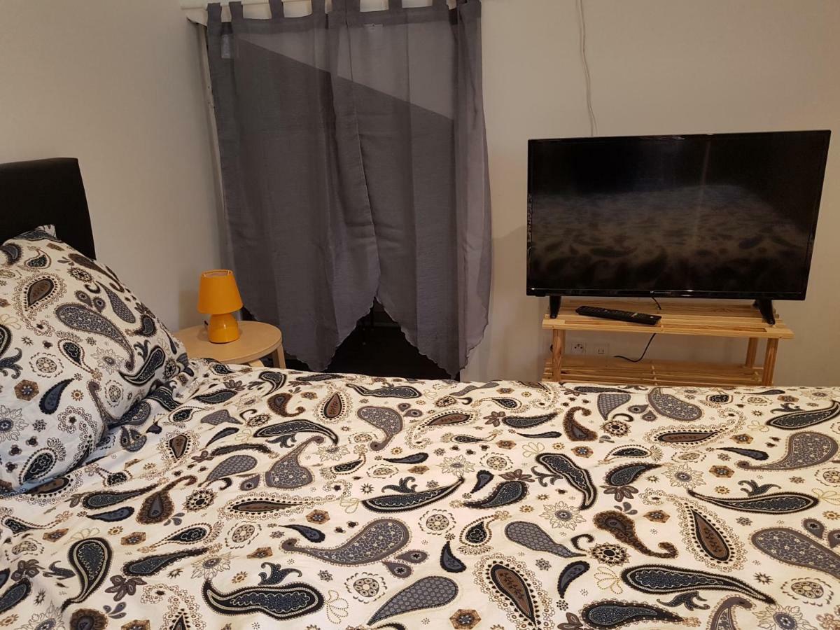 Studio Equipe Centre Ville Apartment Le Creusot Bagian luar foto