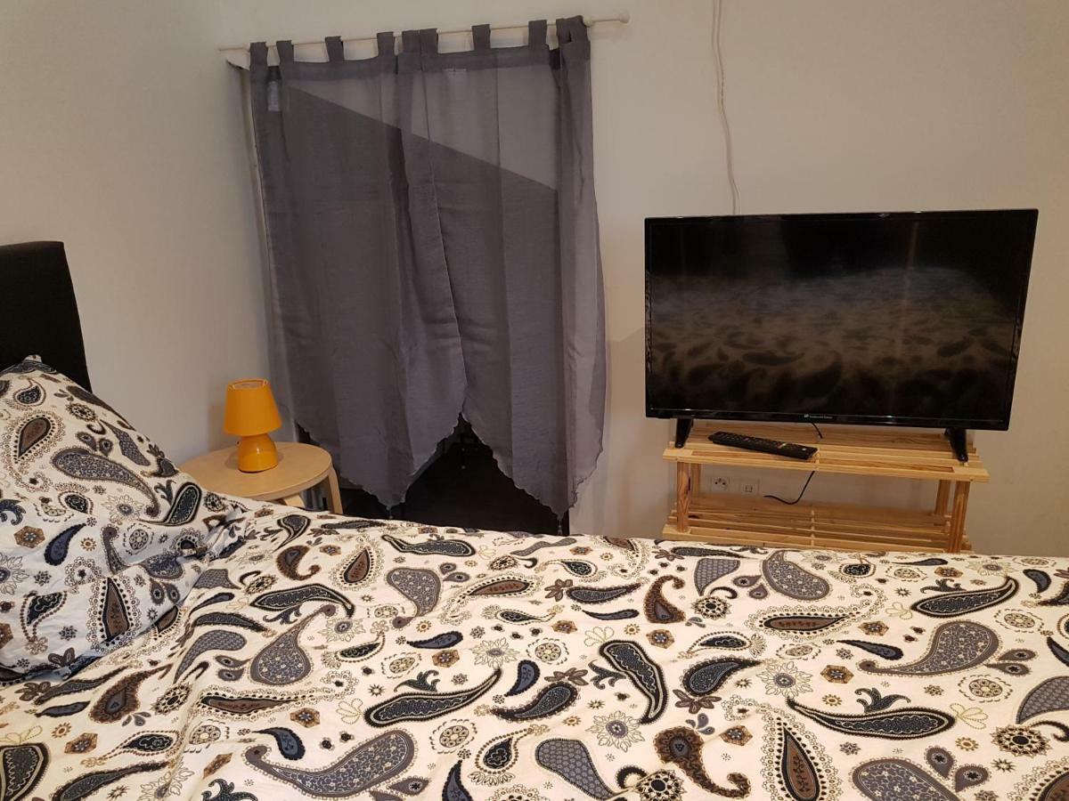 Studio Equipe Centre Ville Apartment Le Creusot Bagian luar foto
