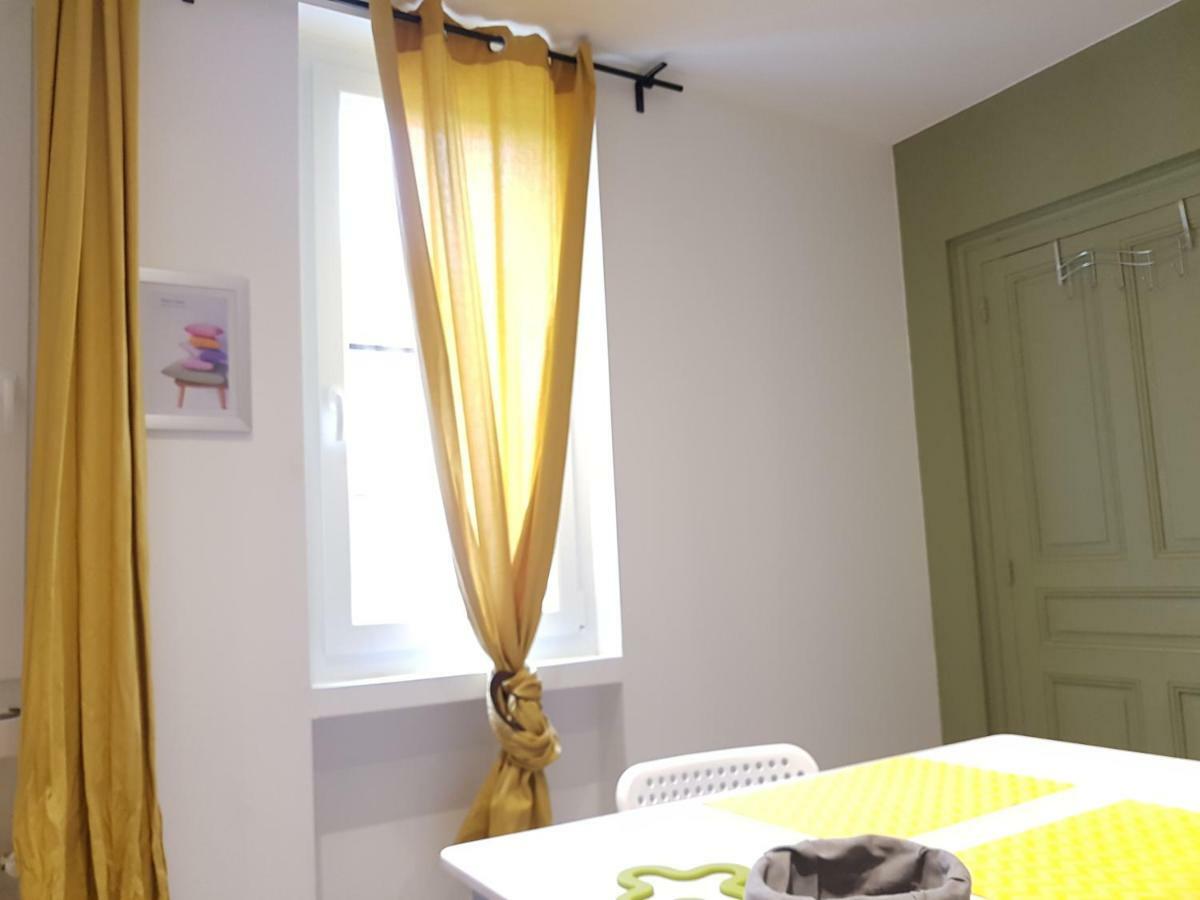 Studio Equipe Centre Ville Apartment Le Creusot Bagian luar foto